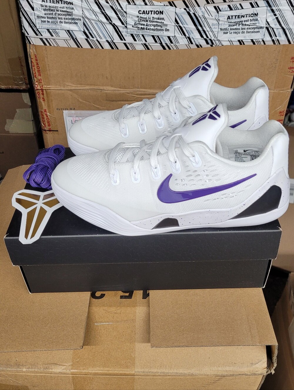 Nike Kobe IX Elite Low EM Protro US Size  5YOUTH Brand New In Box